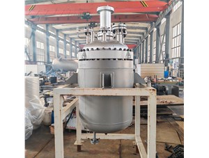 300L高溫不銹鋼晶化反應(yīng)釜已完工發(fā)往太原